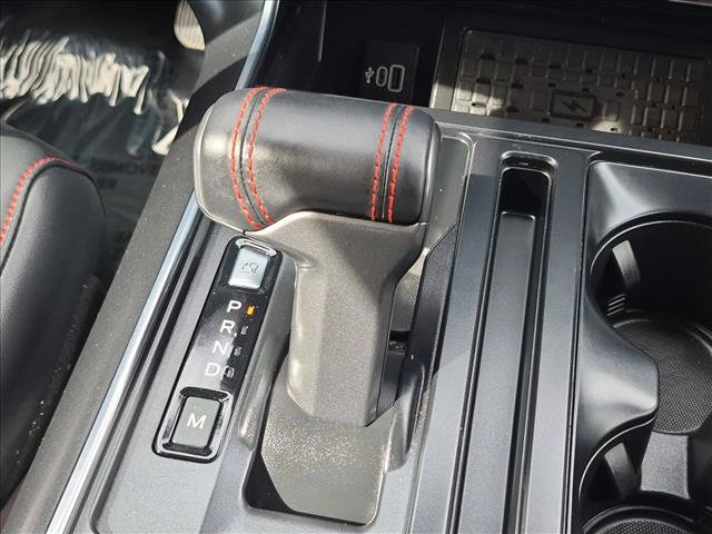 Used 2025 Ford F150 Raptor AWD/4WD image 11