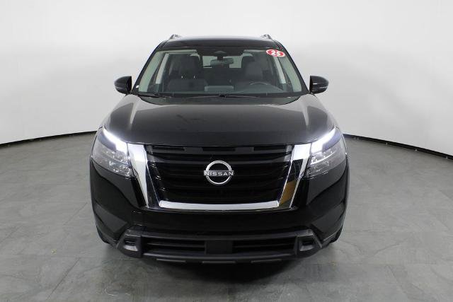 Certified 2025 Nissan Pathfinder SV AWD/4WD image 13