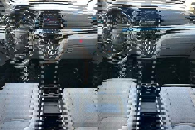 Used 2018 Honda Odyssey EX image 15