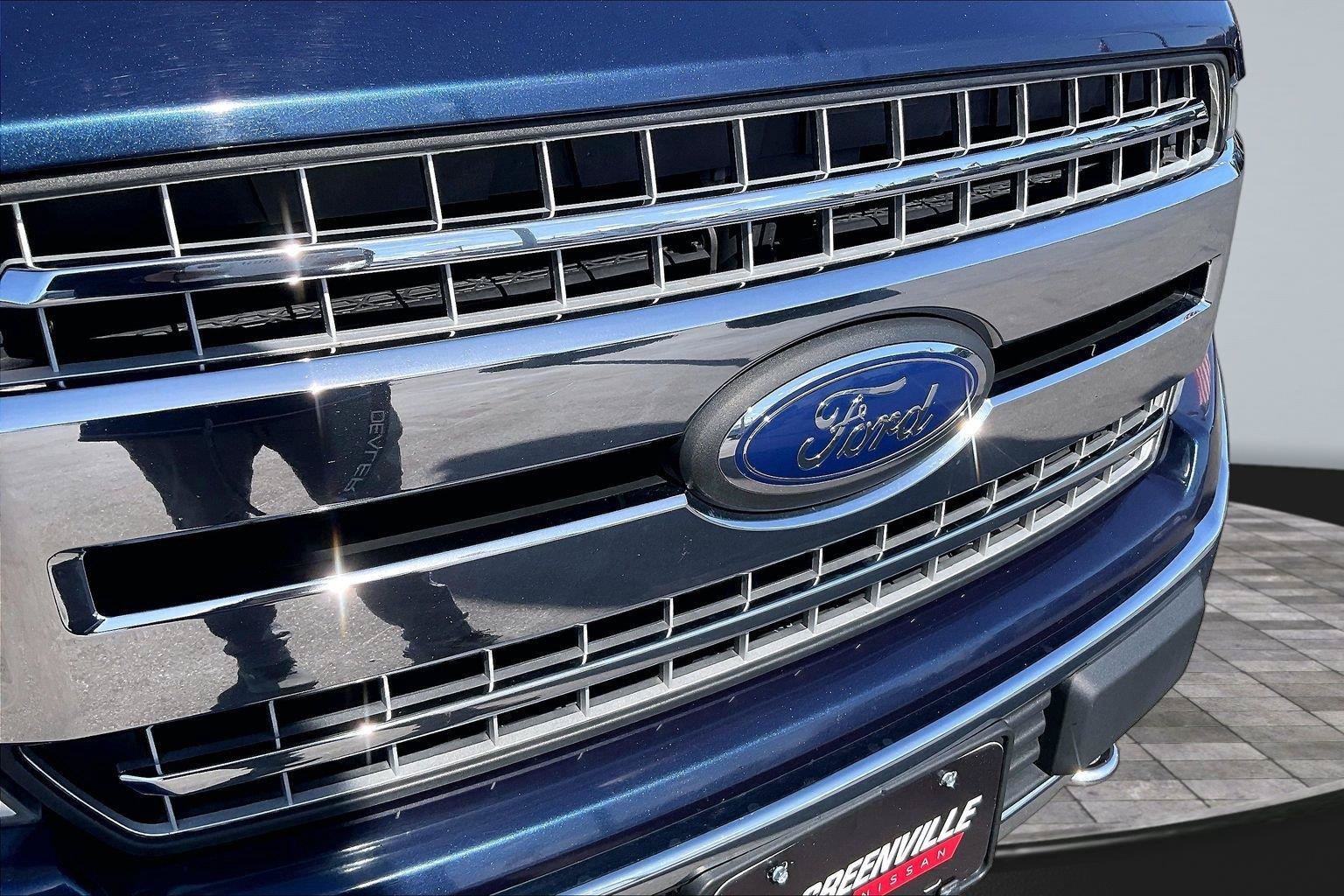Used 2018 Ford F150 XLT w/ Equipment Group 302A Luxury AWD/4WD image 29