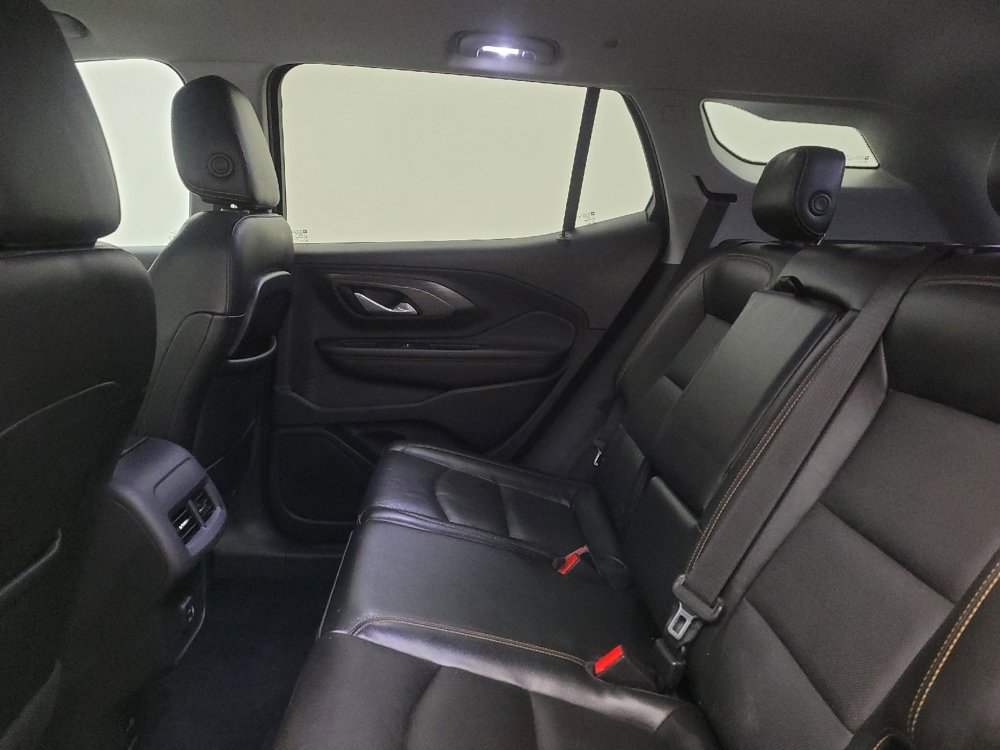 Used 2020 GMC Terrain SLT w/ Preferred Package image 18