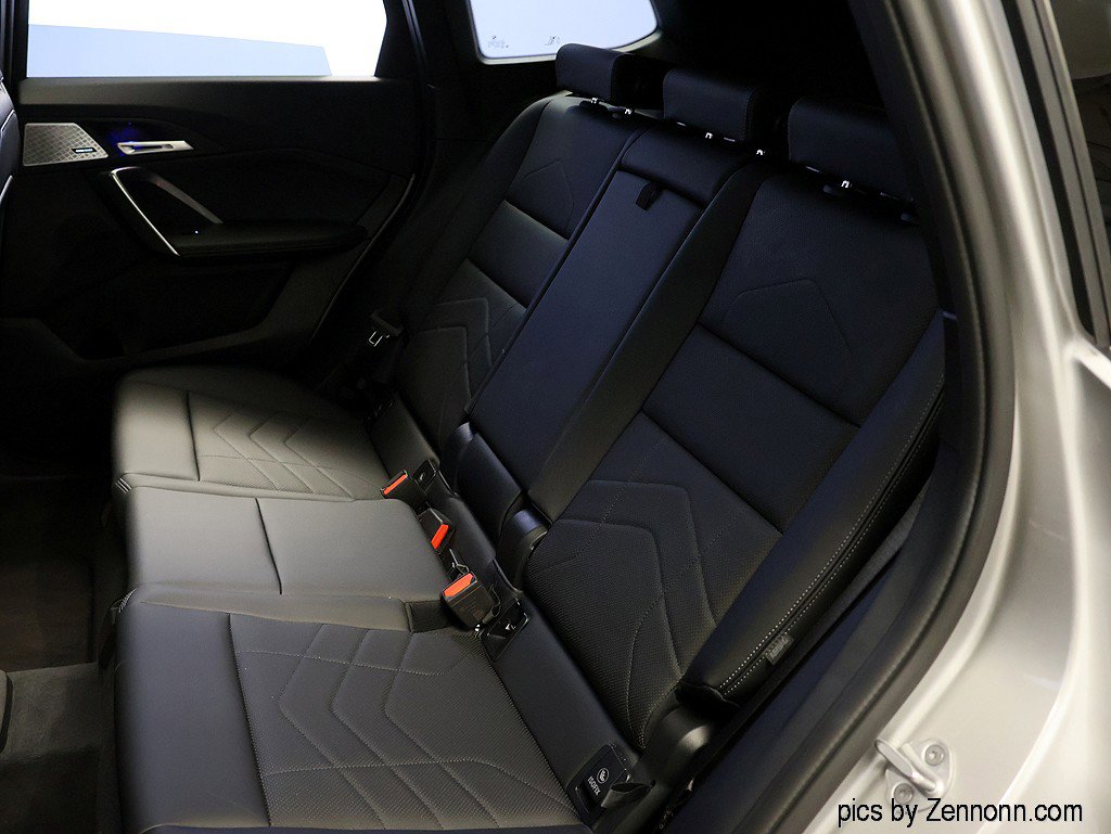 Used 2025 BMW X1 M35i w/ Premium Package image 12