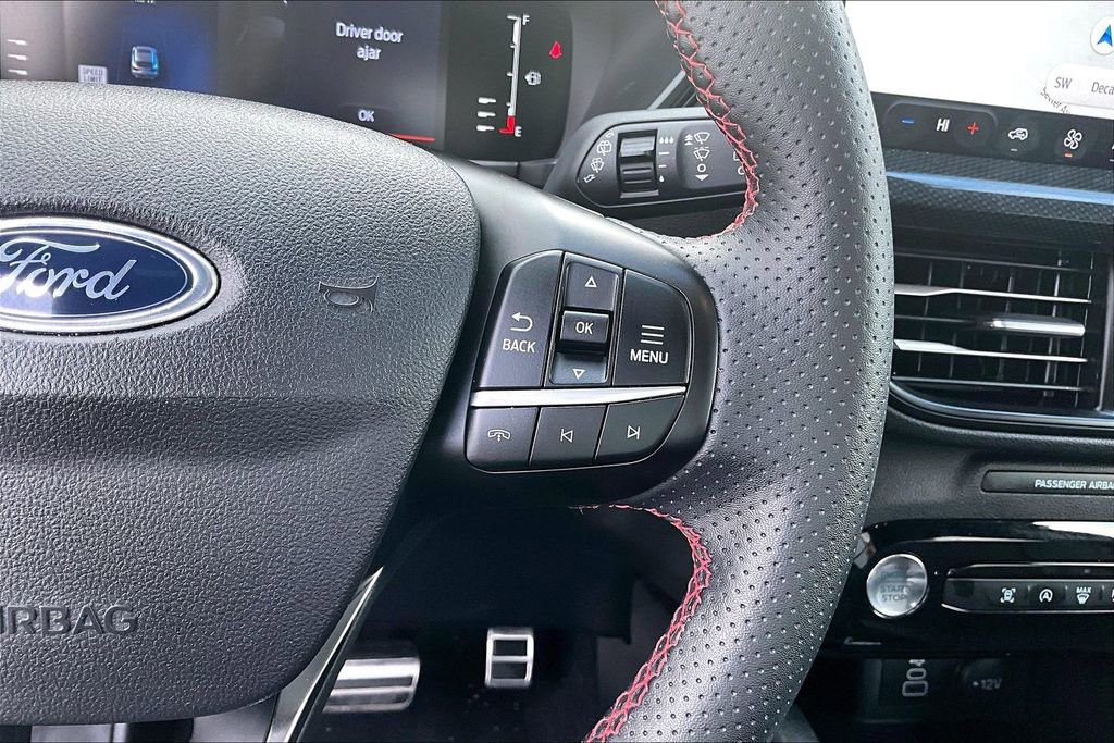 Used 2024 Ford Escape ST-Line w/ Tech Pack #1 FWD image 12