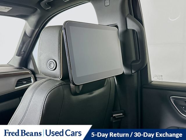 Certified 2023 Chevrolet Tahoe Premier w/ Advanced Technology Package AWD/4WD image 32