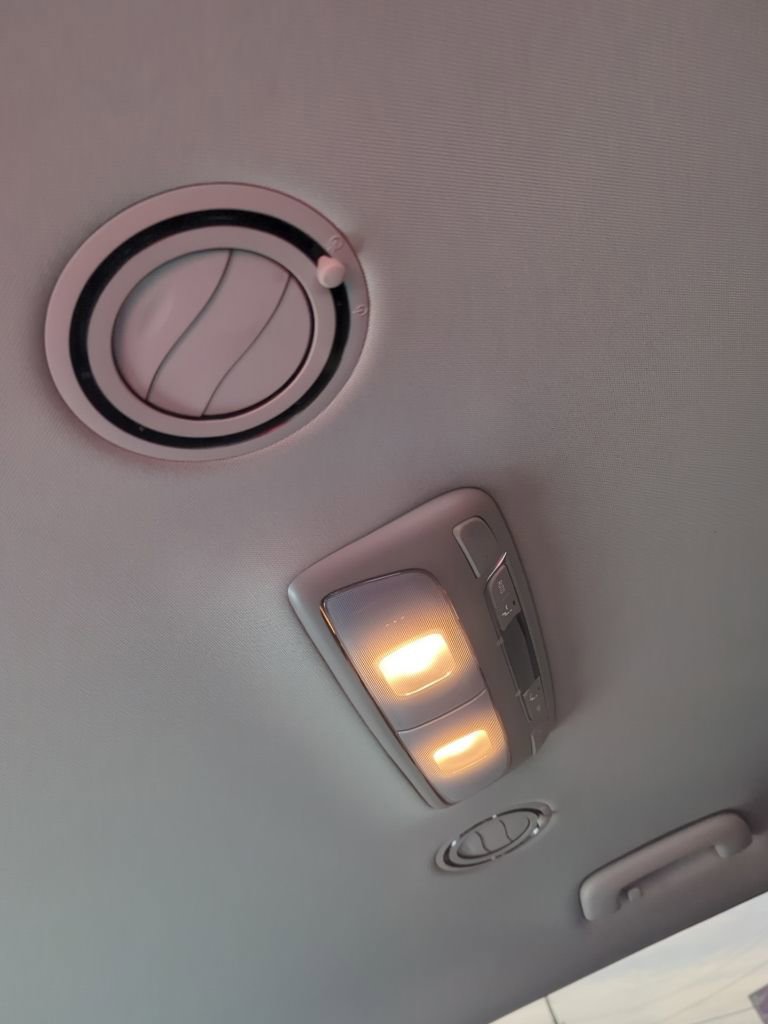 Used 2023 Kia Telluride S image 30