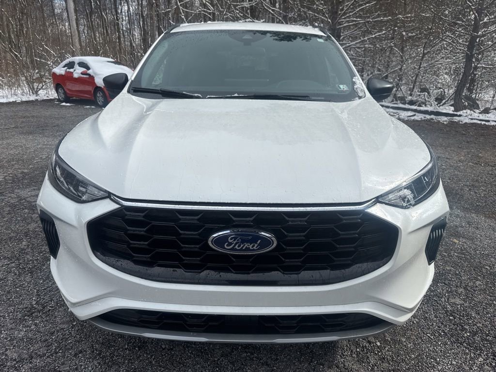 Used 2023 Ford Escape ST-Line w/ Tech Pack #1 image 2