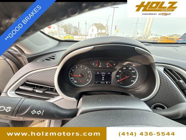 Used 2022 Chevrolet Malibu RS image 11