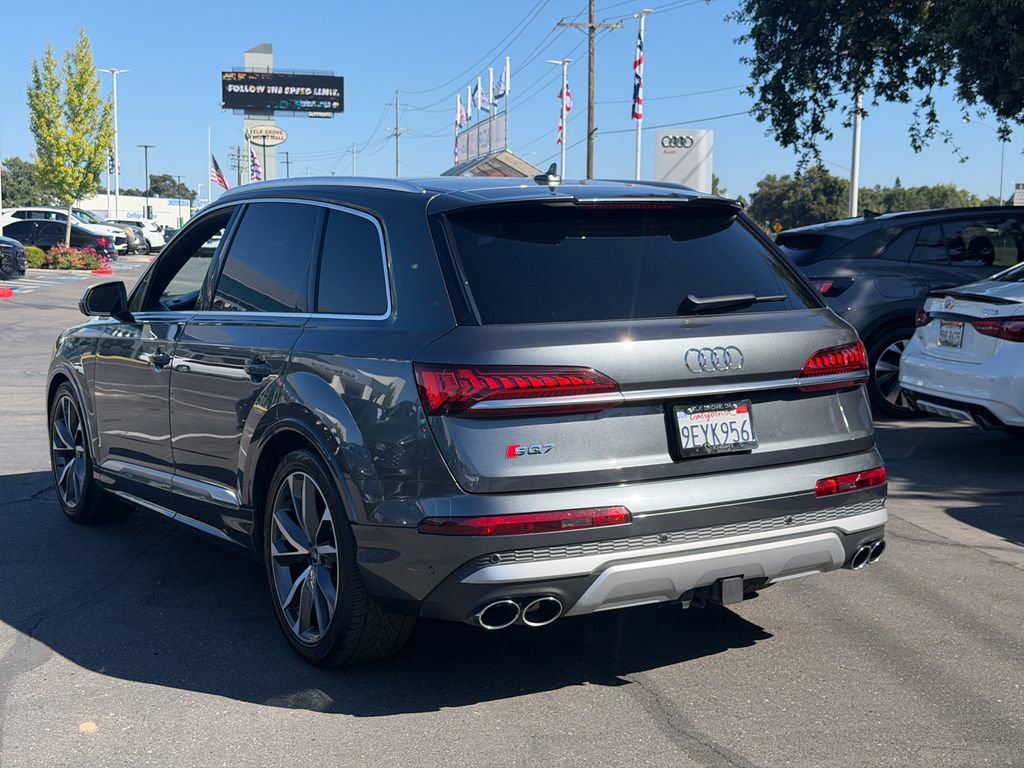 Used 2021 Audi SQ7 Premium Plus w/ Driver Assistance Package AWD/4WD image 11
