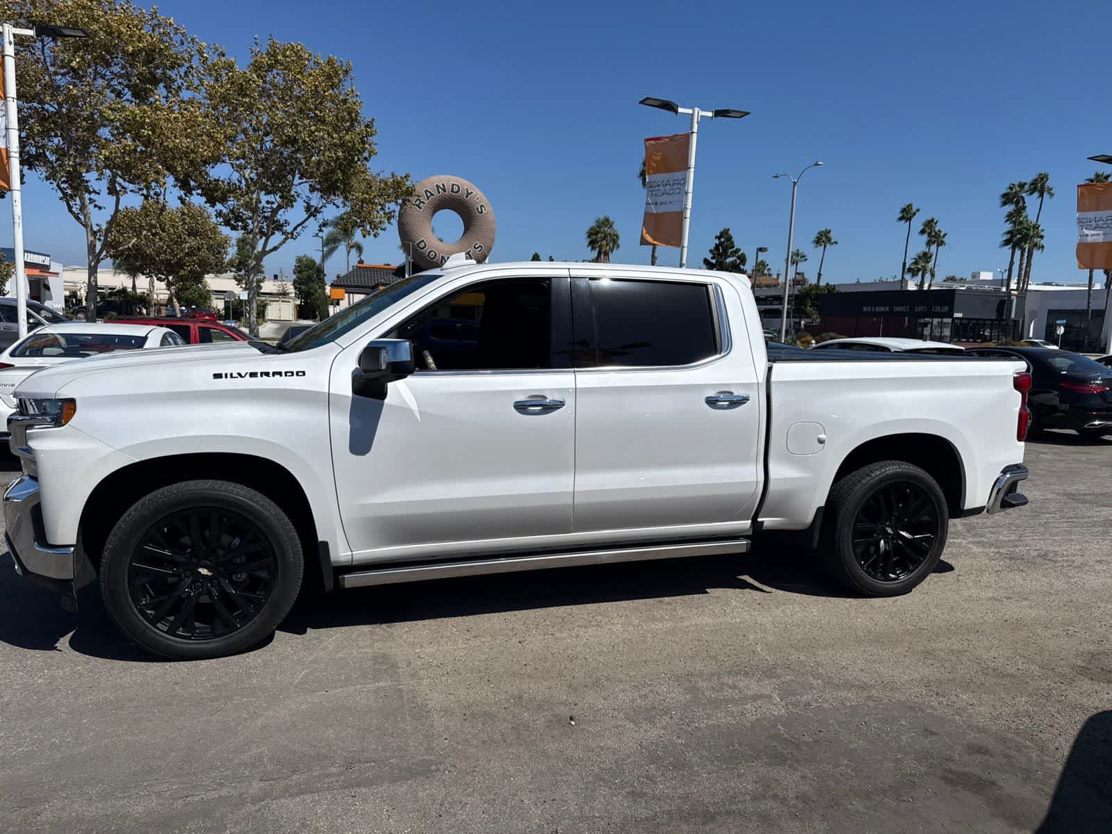 Used 2021 Chevrolet Silverado 1500 LTZ w/ LPO, Dark Essentials Package RWD image 22