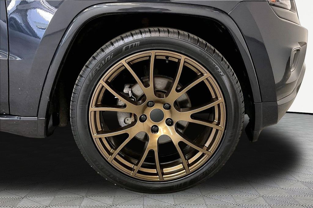 Used 2014 Jeep Grand Cherokee Altitude image 32