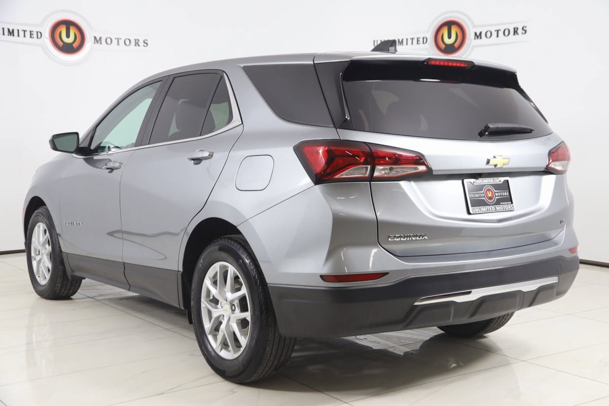 Used 2023 Chevrolet Equinox LT image 4