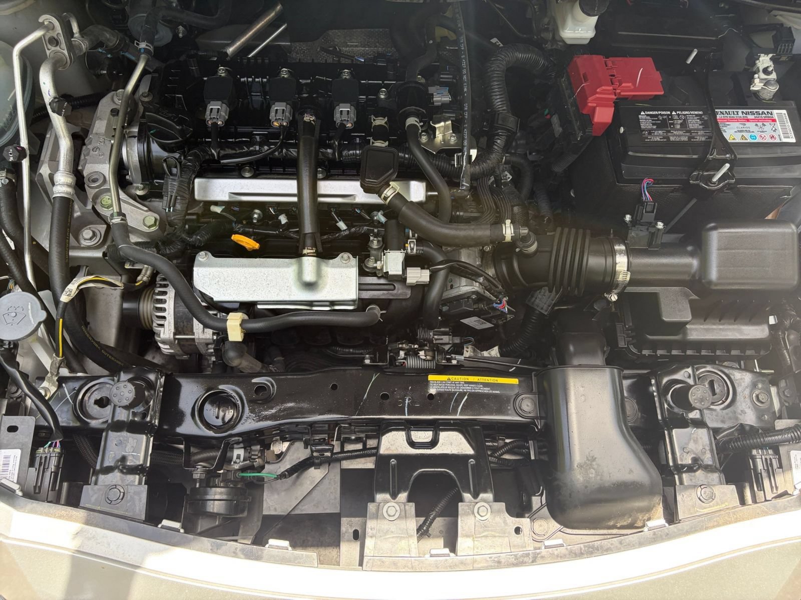 Used 2025 Nissan Versa SV FWD image 30