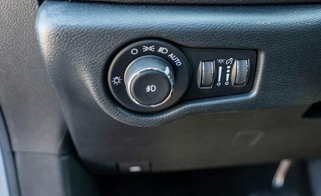 New 2026 Chrysler Pacifica Select image 17