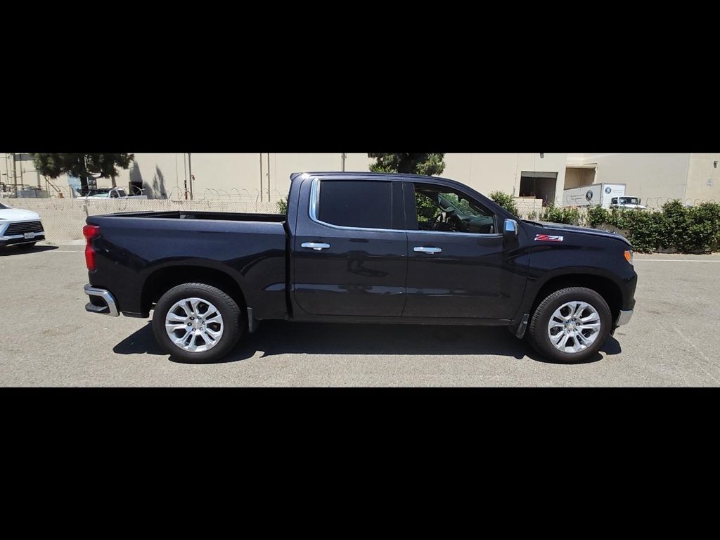 Used 2023 Chevrolet Silverado 1500 LTZ w/ LTZ Premium Package AWD/4WD image 2