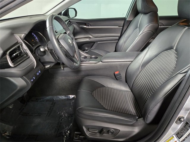 Used 2021 Toyota Camry SE image 13