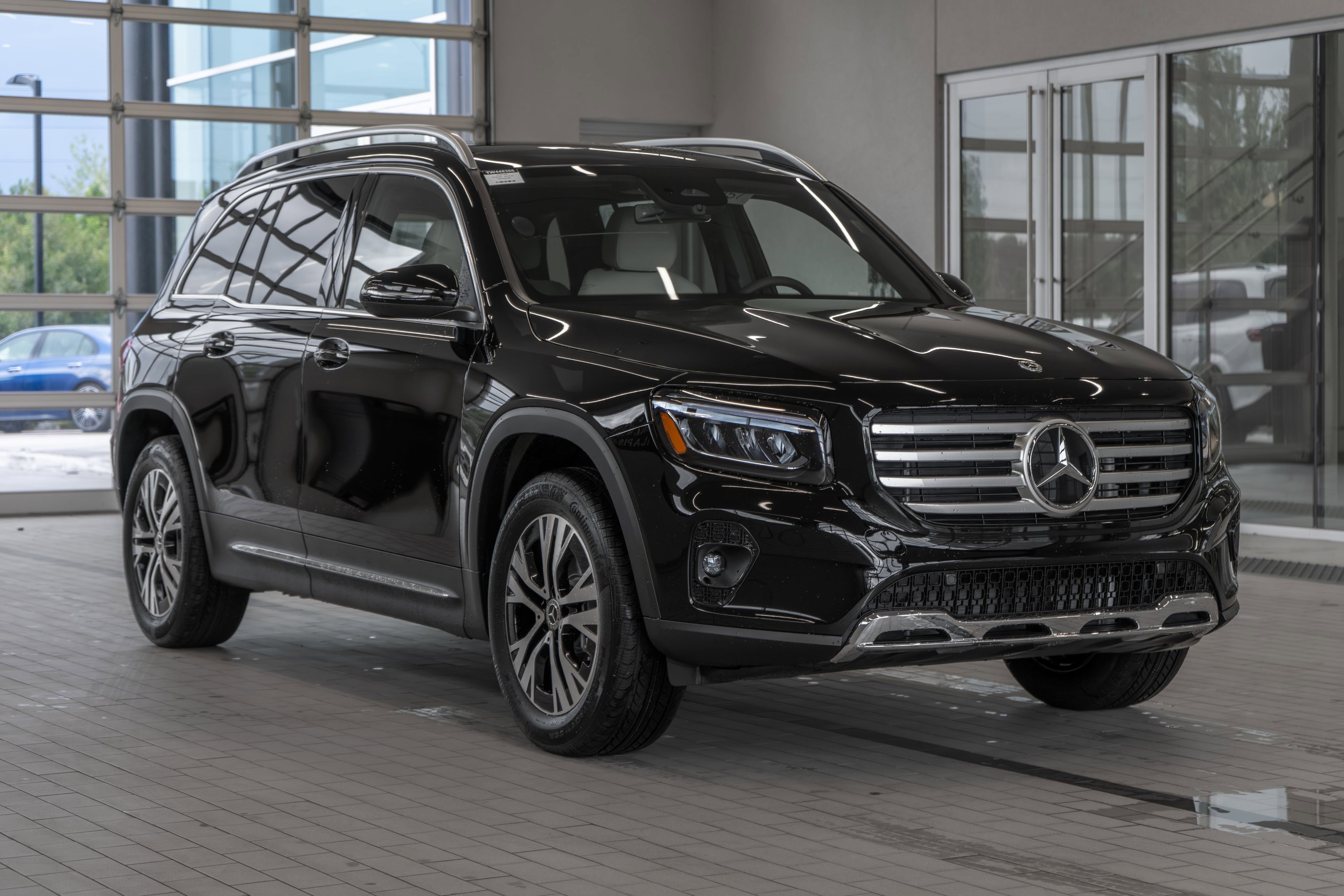 Certified 2026 Mercedes-Benz GLB 250 4MATIC image 21