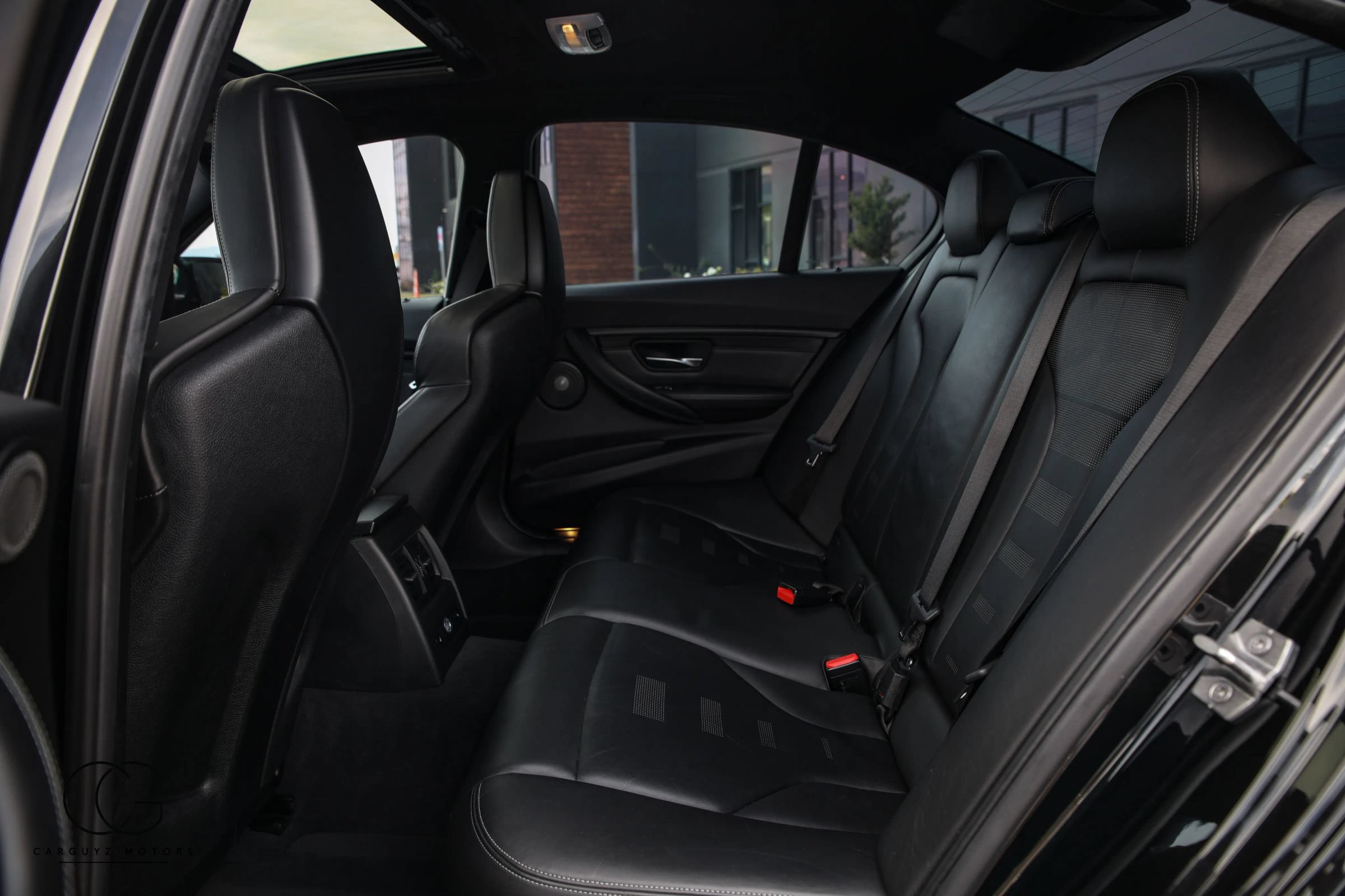 Used 2017 BMW M3 RWD image 27