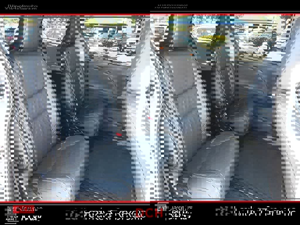 Used 2016 Toyota Sienna SE Premium image 21