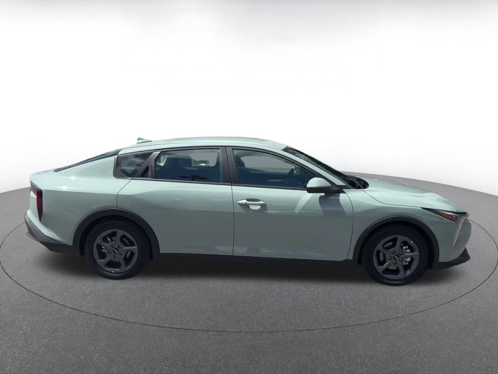 Used 2026 Kia K4 FWD image 15