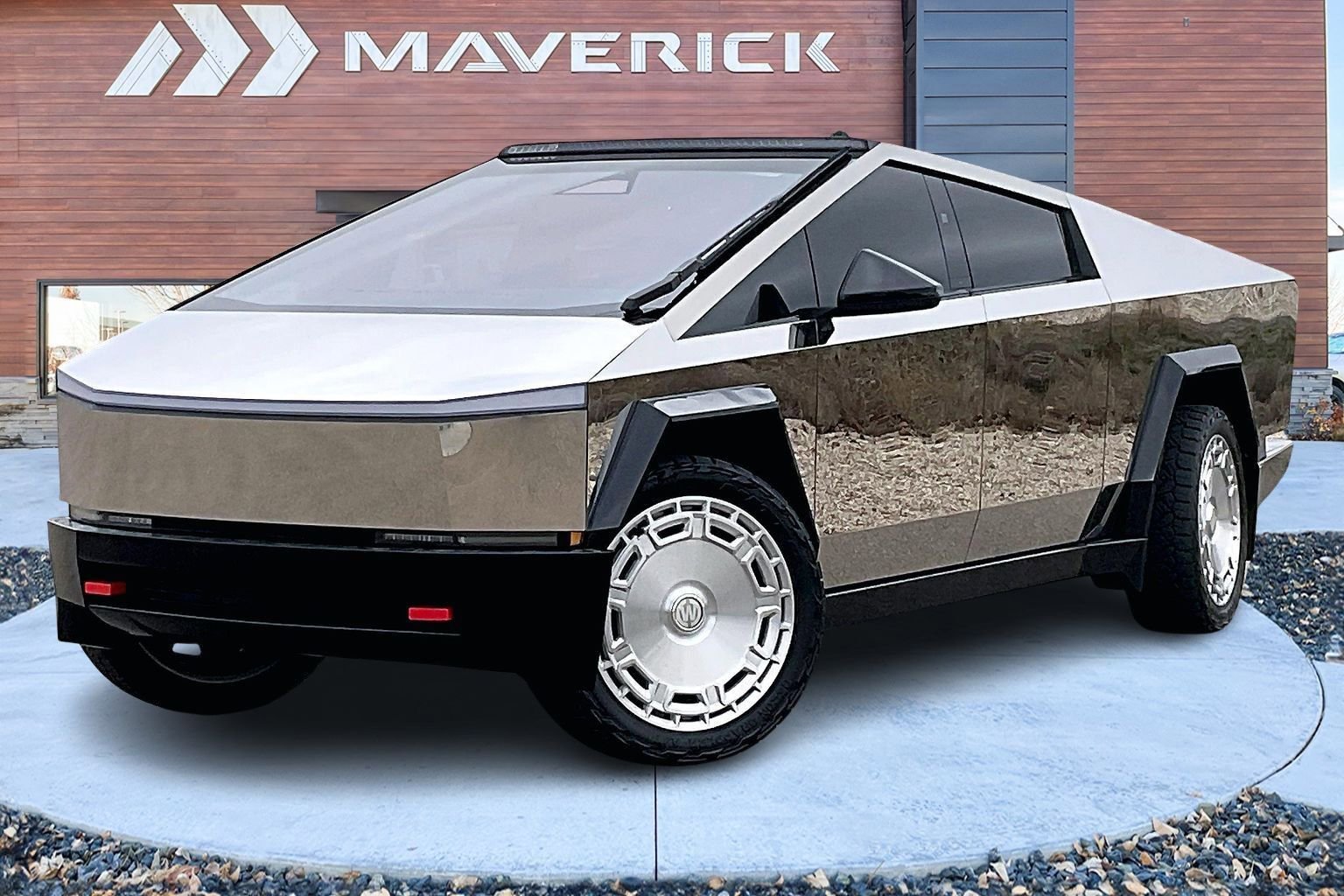 Used 2024 Tesla Cybertruck Cyberbeast image 4