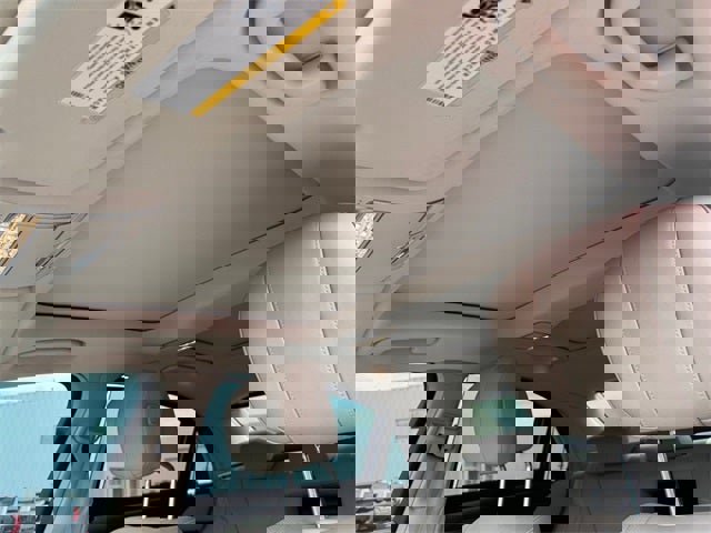 Used 2018 Mercedes-Benz S 560 Sedan image 16