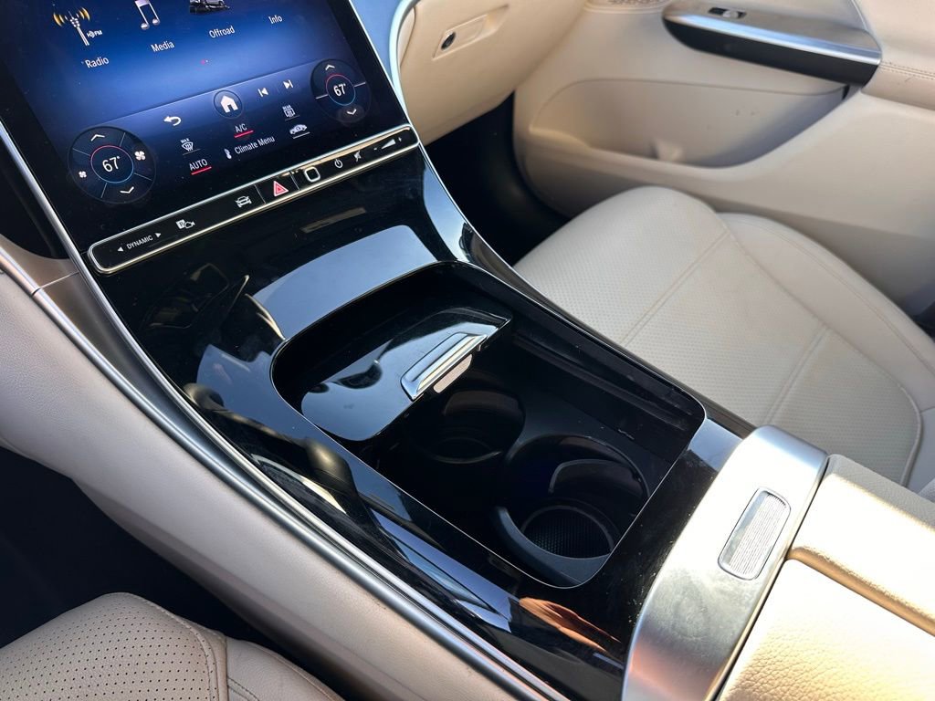 Used 2024 Mercedes-Benz GLC 300 4MATIC image 31