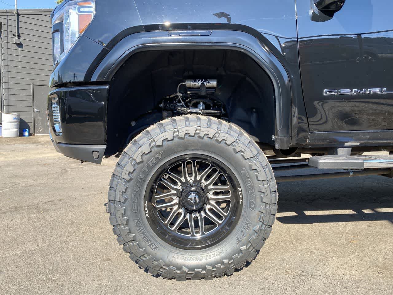 Used 2020 GMC Sierra 2500 Denali w/ Denali Ultimate Package AWD/4WD image 11