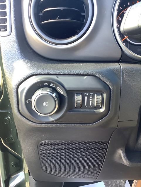 Certified 2021 Jeep Wrangler Unlimited Sport image 26