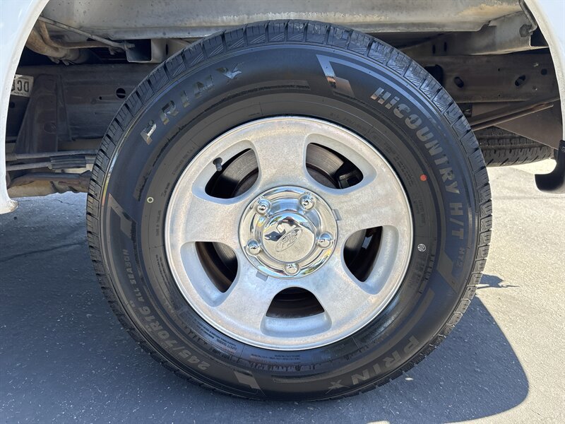 Used 2001 Ford F150 XLT RWD image 19