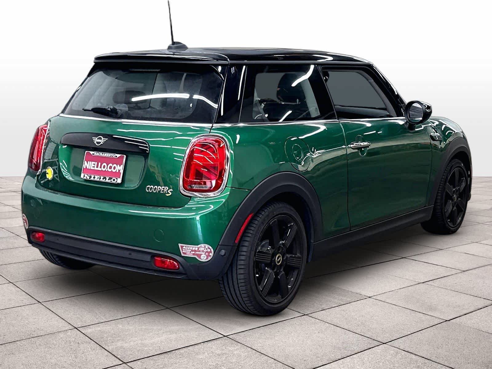 Used 2024 MINI Cooper SE FWD image 15