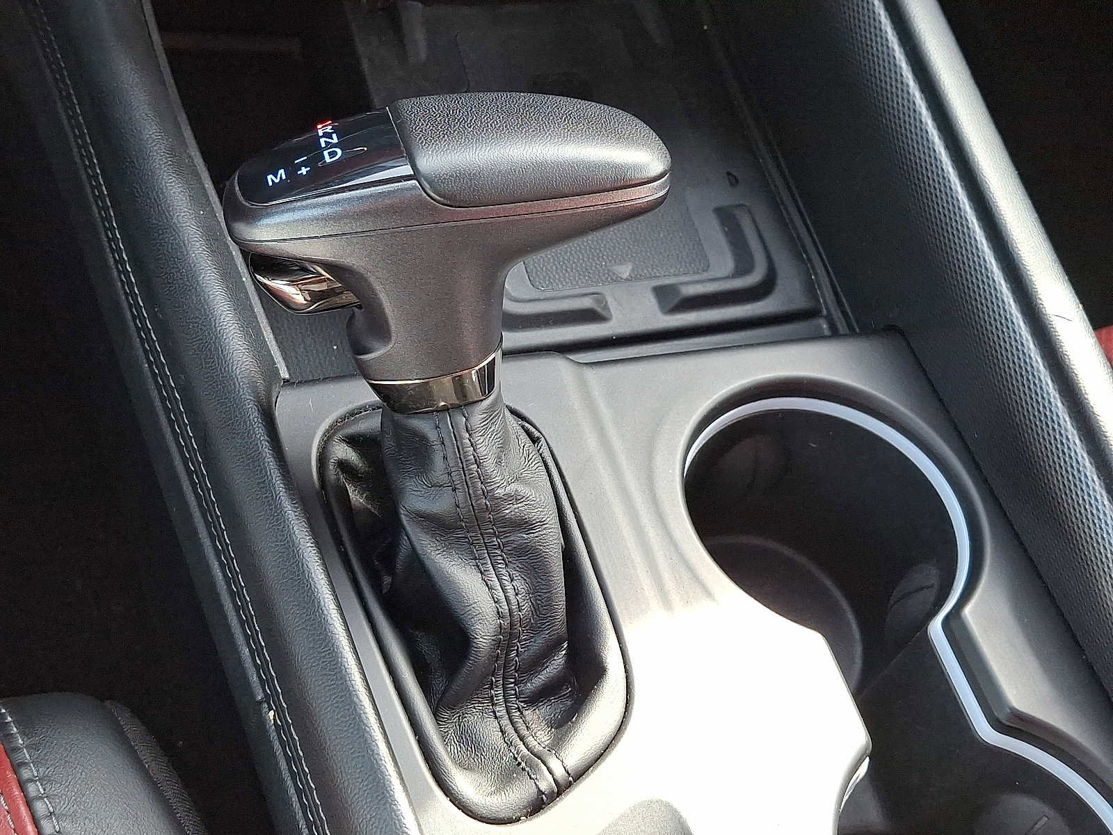 Used 2022 Dodge Durango R/T w/ Blacktop Package image 16