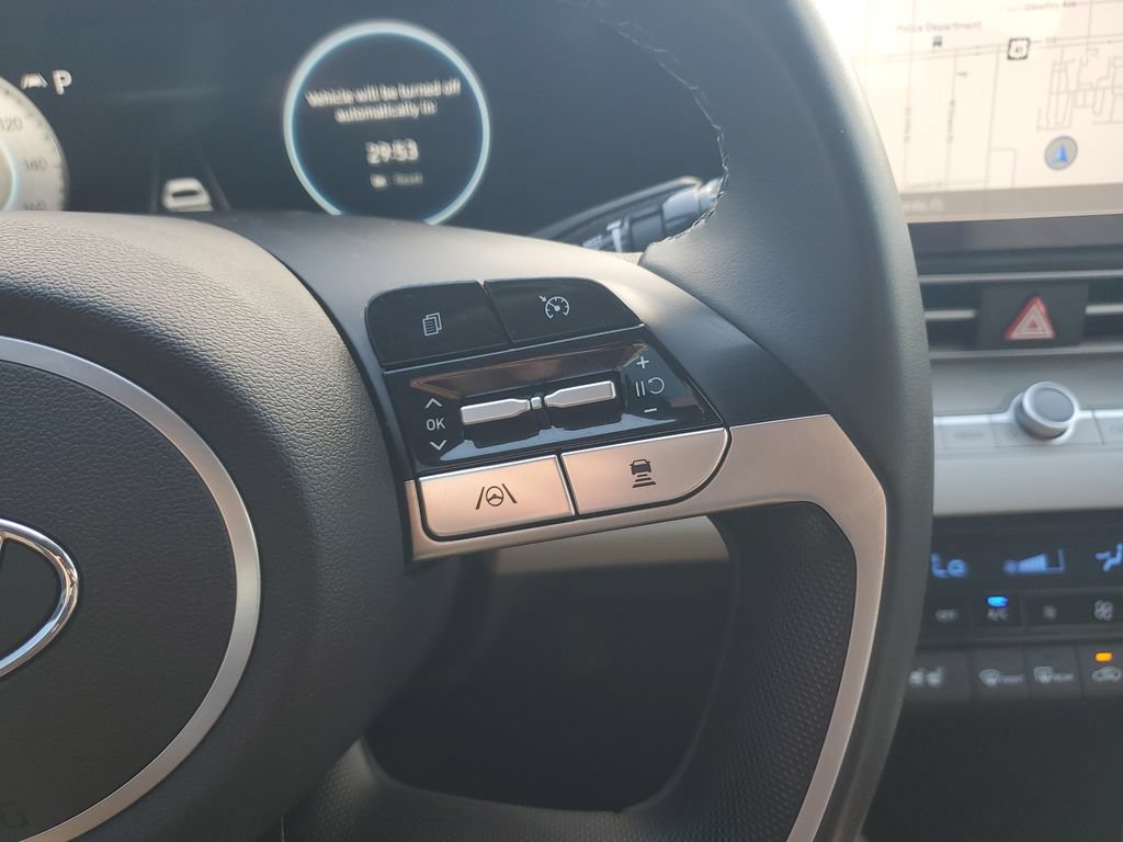 Used 2021 Hyundai Elantra Limited FWD image 22
