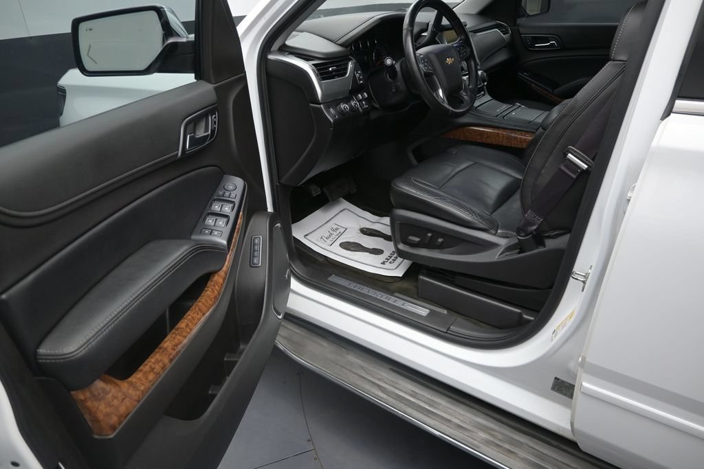 Used 2015 Chevrolet Suburban LTZ AWD/4WD image 19