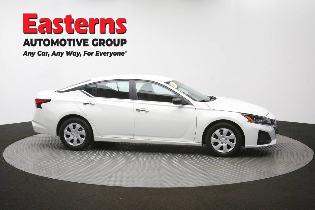 Used 2024 Nissan Altima 2.5 S FWD image 44