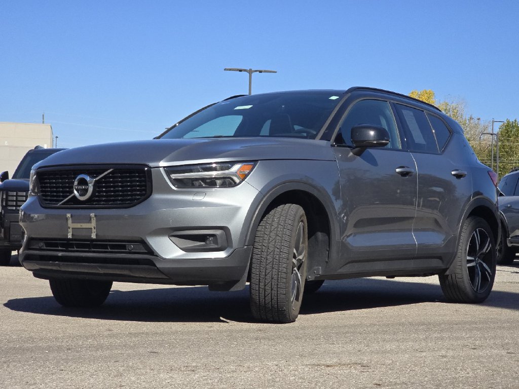 Used 2019 Volvo XC40 AWD T5 image 14