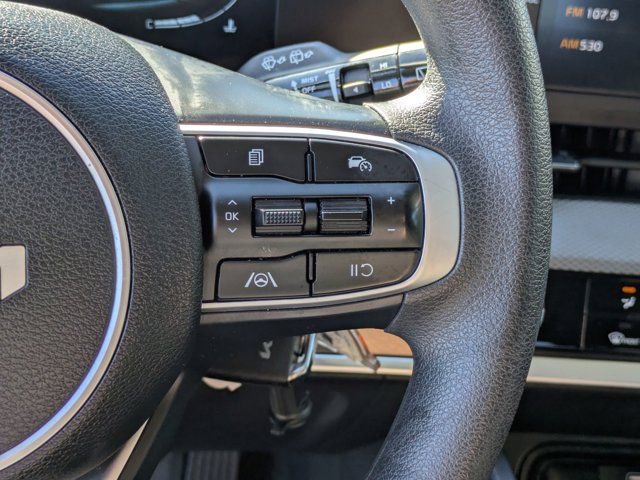 Used 2025 Kia Sportage LX image 23