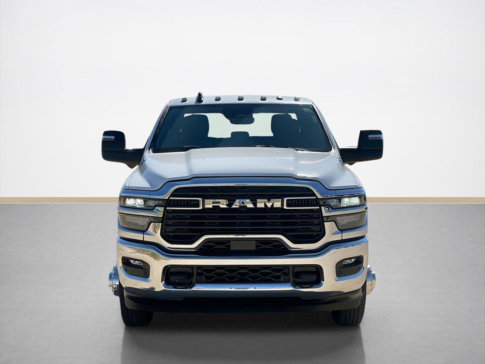 Used 2025 RAM 3500 Tradesman image 2