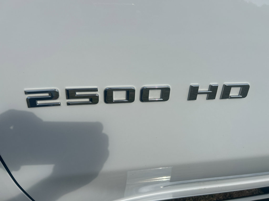 Used 2026 Chevrolet Silverado 2500 LTZ AWD/4WD image 6