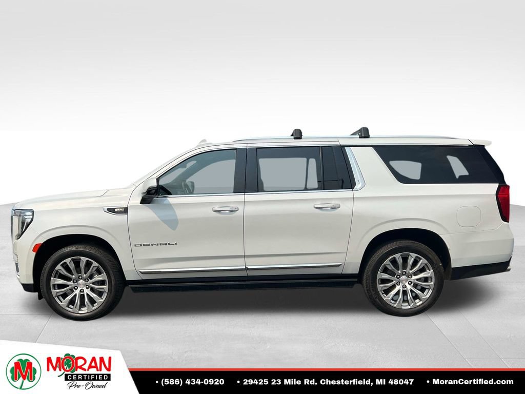 Used 2022 GMC Yukon XL Denali w/ Denali Premium Package AWD/4WD image 2