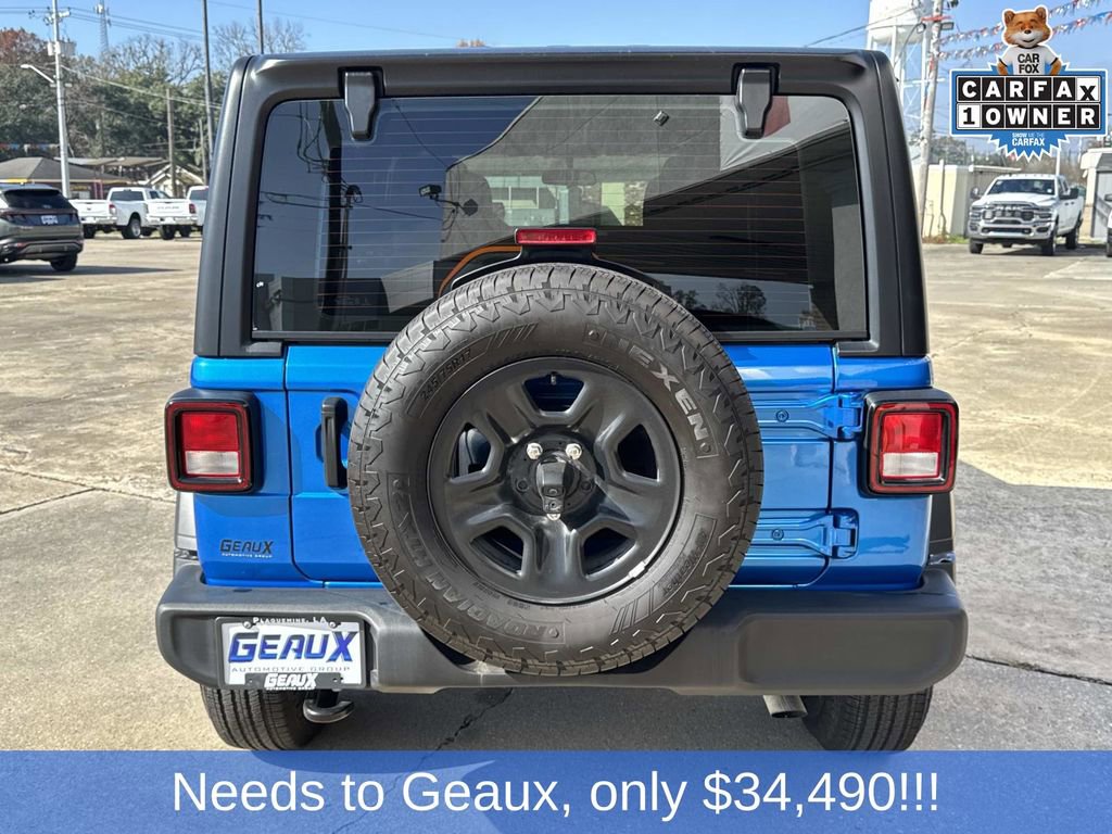 Used 2025 Jeep Wrangler Sport image 14