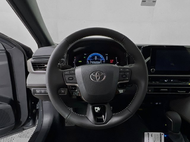 New 2025 Toyota Camry SE FWD image 15