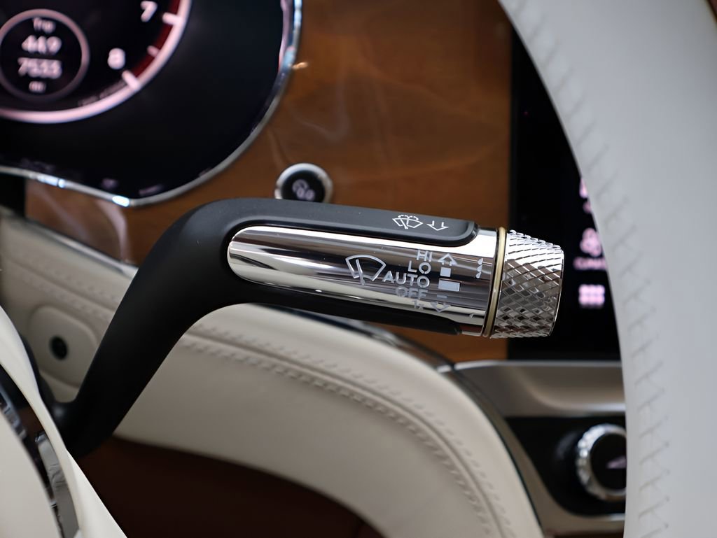 Used 2024 Bentley Continental GT image 32