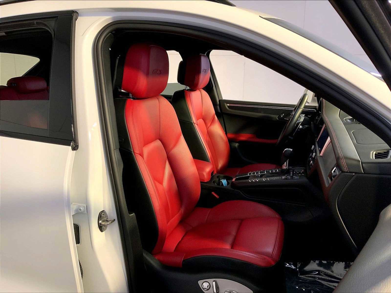 Certified 2021 Porsche Macan GTS AWD/4WD image 18