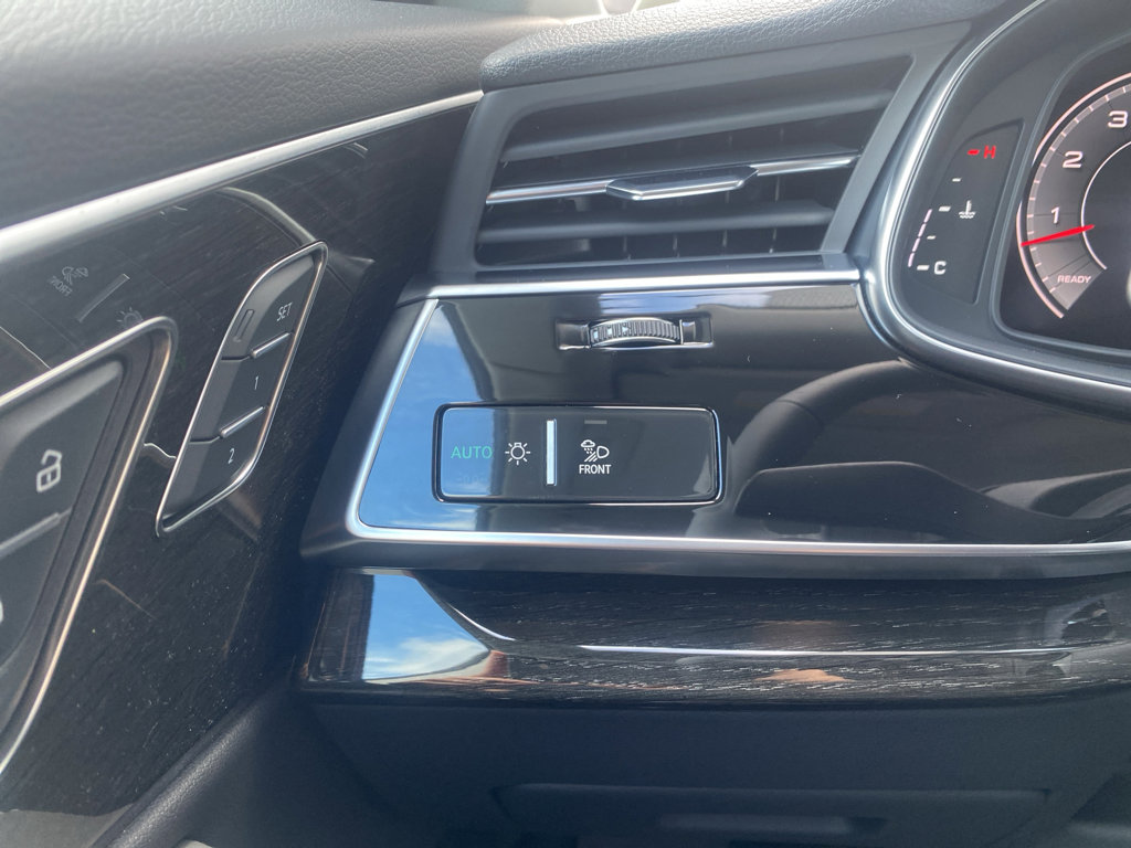 New 2025 Audi Q8 Premium Plus image 26