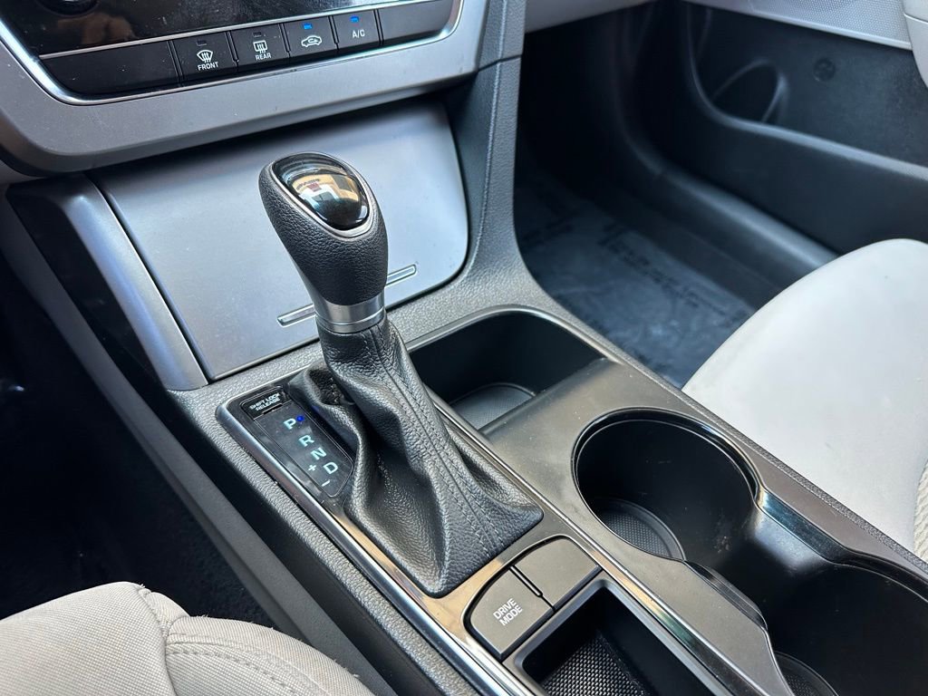 Used 2017 Hyundai Sonata SE image 20