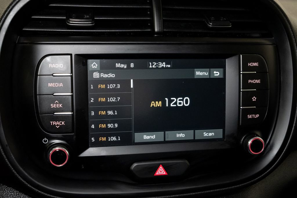 Used 2020 Kia Soul LX FWD image 16