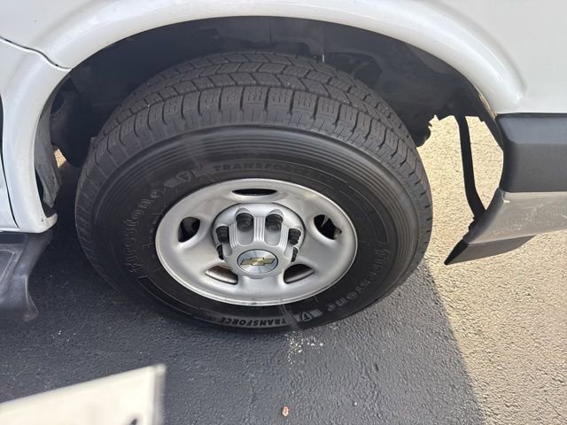 Used 2023 Chevrolet Express 3500 LT w/ LT Preferred Equipment Group image 24