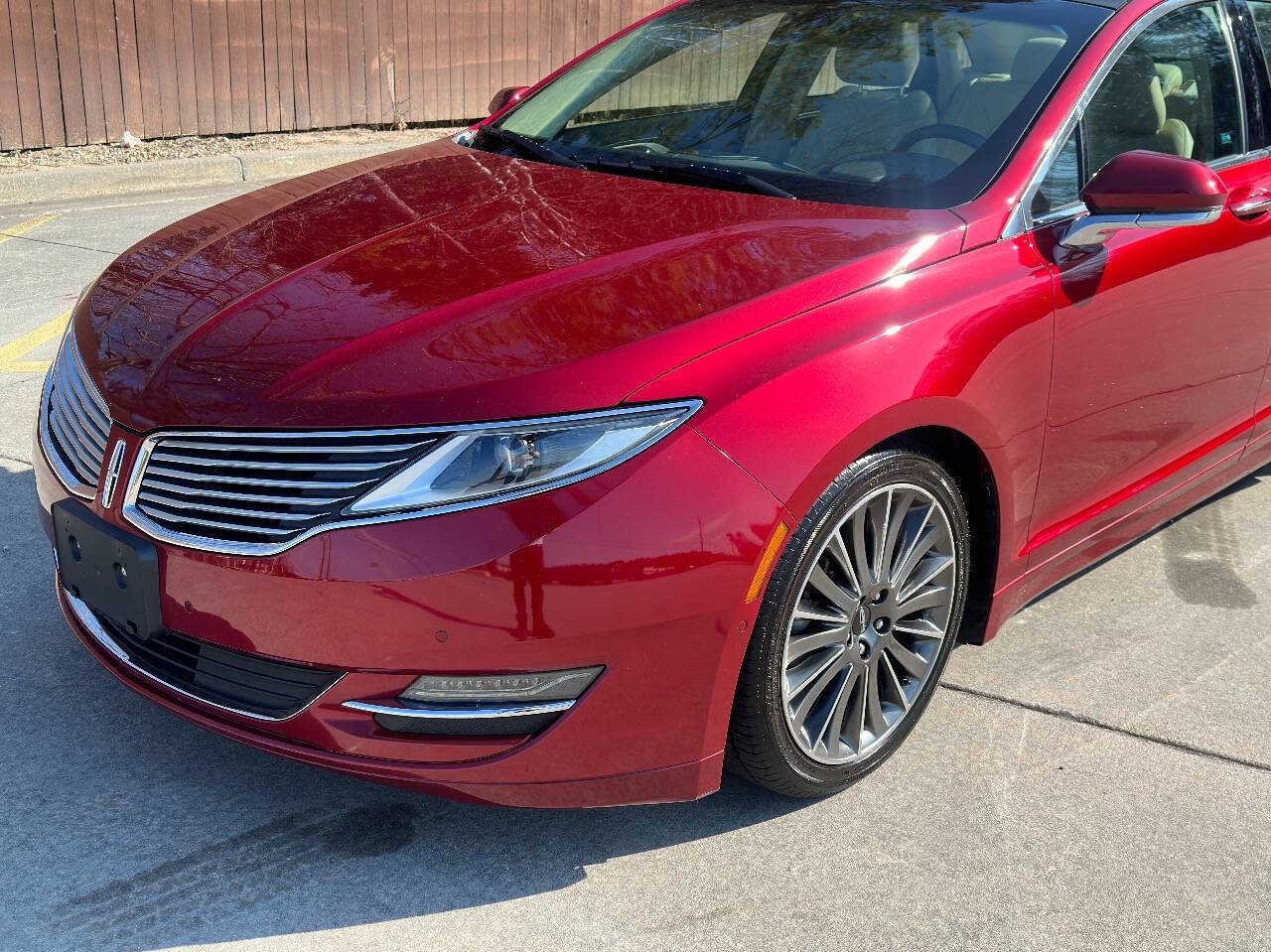 Used 2015 Lincoln MKZ Base 4dr Sedan w/ Equipment Group 202A Reserve image 14