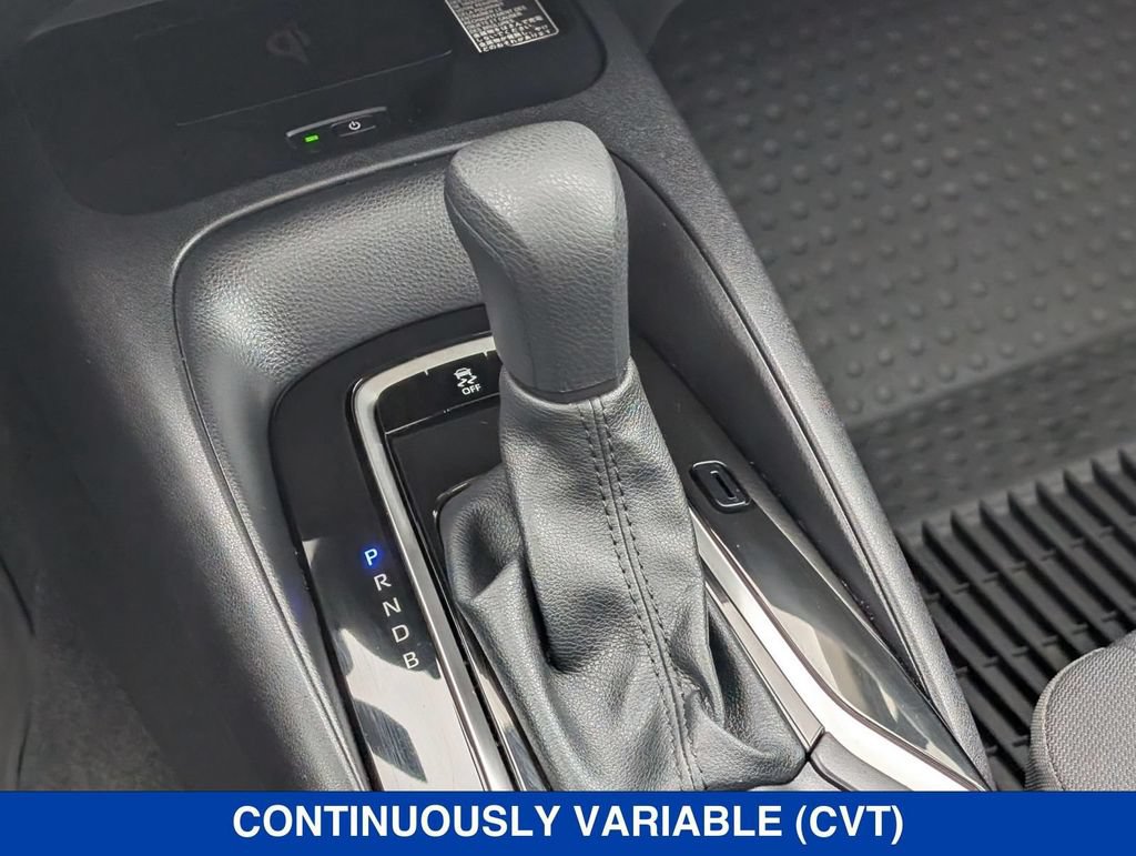 Used 2025 Toyota Corolla LE w/ LE Premium Package FWD image 27