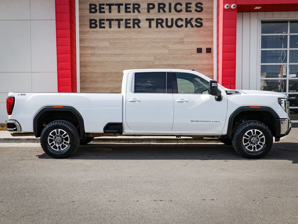 Used 2024 GMC Sierra 3500 SLE w/ SLE Convenience Package AWD/4WD image 2